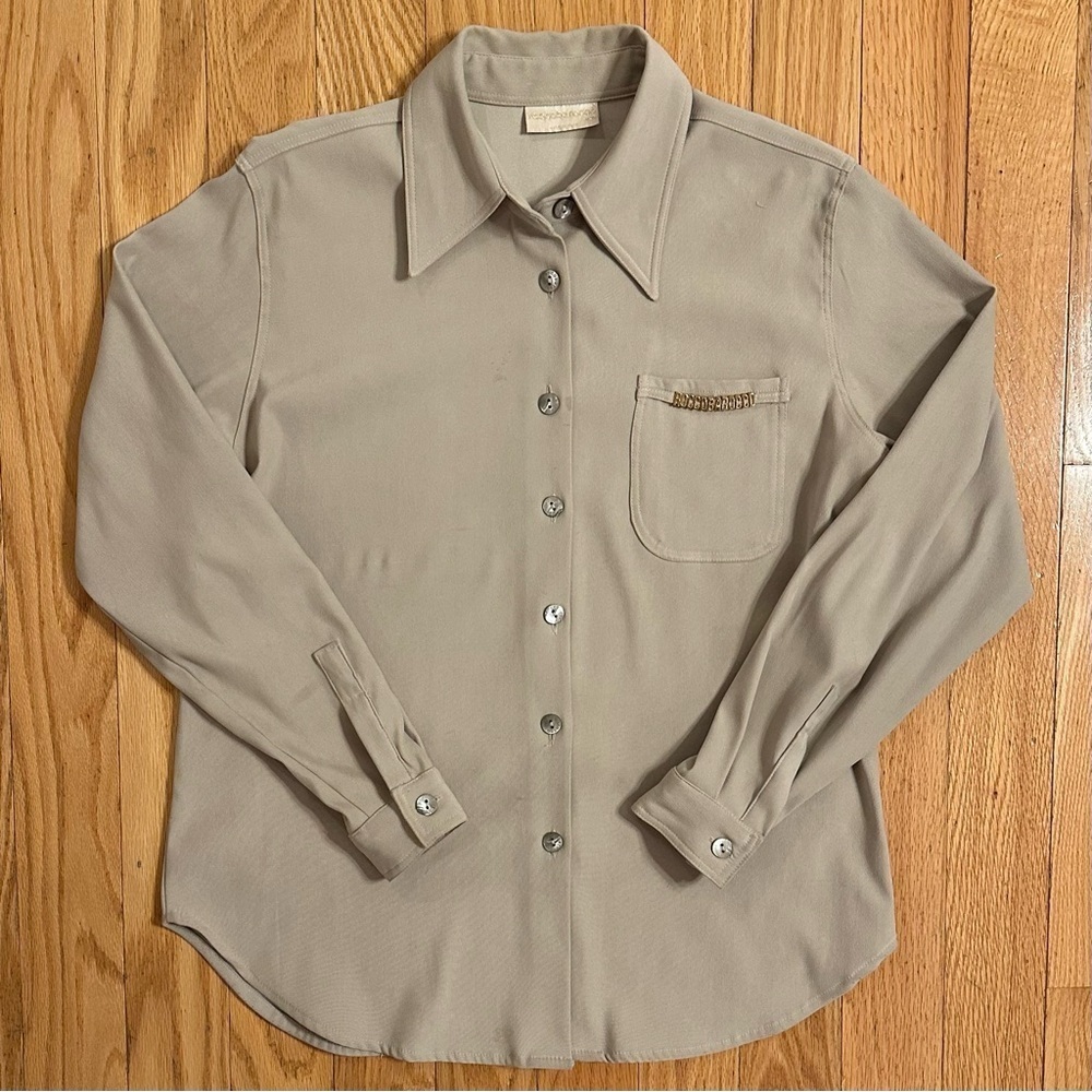 Vintage ROCCO BAROCCO Blouse Shirt Top Letter Beads Pocket Italy Women 6 beige